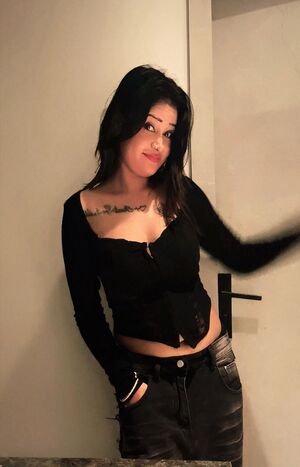 Pune call girls